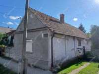 Eladó családi ház, Egerváron 11.9 M Ft, 1 szobás