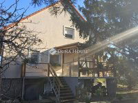 Eladó családi ház, Székesfehérvárott 135 M Ft, 5 szobás