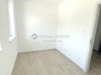 Eladó téglalakás, Kecskeméten 99.9 M Ft, 4 szobás