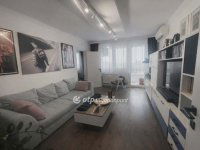 Eladó panellakás, Debrecenben 69.9 M Ft, 1+2 szobás