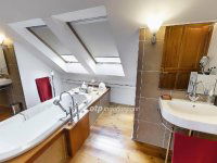 Eladó családi ház, Pilisborosjenőn 249 M Ft, 6+1 szobás