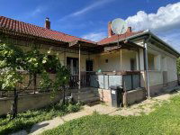 Eladó családi ház