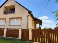 Eladó családi ház, Tápiószentmártonon 64.1 M Ft, 3+1 szobás