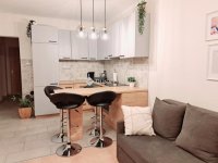 Eladó panellakás, Székesfehérvárott 55.9 M Ft, 3 szobás