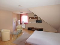 Eladó családi ház, Zalaegerszegen 205 M Ft, 7 szobás