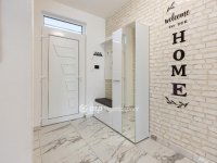 Eladó ikerház, Balatonvilágoson 240 M Ft, 5+1 szobás