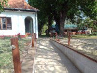 Eladó nyaraló, Ráckevén 95 M Ft, 8 szobás