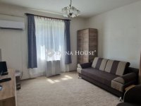 Eladó családi ház, Balatonlelleén 47.5 M Ft, 1 szobás