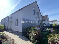 Eladó ikerház, Üllőn 110 M Ft, 4 szobás / költözzbe.hu