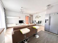 Eladó téglalakás, XIII. kerületben 220 M Ft, 4 szobás