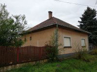 Eladó családi ház