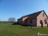 Eladó hotel, Csatkán 360 M Ft, 8 szobás / költözzbe.hu