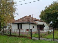 Eladó családi ház