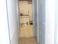 Eladó panellakás, Esztergomban 112 M Ft, 5 szobás