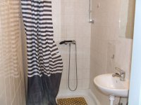 Eladó panellakás, Esztergomban 112 M Ft, 5 szobás