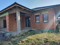 Eladó családi ház, Nyáregyházán 179.9 M Ft, 5 szobás