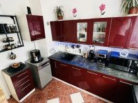 Eladó panellakás, XVII. kerületben 89.9 M Ft, 3 szobás