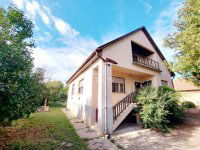 Eladó családi ház