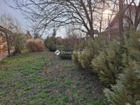 Eladó nyaraló, Szegeden 43 M Ft, 1+1 szobás