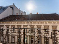 Eladó téglalakás, VI. kerületben 185 M Ft, 4 szobás