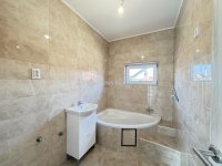 Eladó téglalakás, Vecsésen 74.9 M Ft, 4 szobás