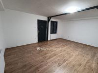 Eladó családi ház, Pilisen 35 M Ft, 4 szobás