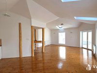 Kiadó ipari ingatlan, Debrecenben 1500 E Ft / hó