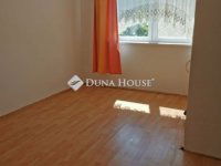 Eladó nyaraló, Tokodon 44.99 M Ft, 5 szobás