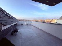 Eladó téglalakás, Érden 136.9 M Ft, 4 szobás