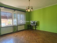 Eladó családi ház, Szombathelyen 69.9 M Ft, 5 szobás