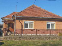 Eladó családi ház, Felsőzsolcán 37 M Ft, 2 szobás