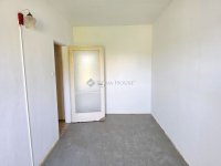 Eladó panellakás, Pécsett 34.9 M Ft, 2 szobás