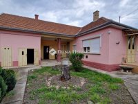 Eladó családi ház, Jászberényben 44.9 M Ft, 4 szobás