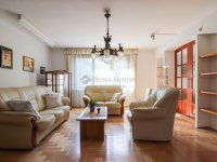 Eladó családi ház, III. kerületben 249 M Ft, 6 szobás