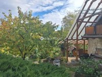 Eladó nyaraló, Neszmélyen 36.9 M Ft, 3 szobás