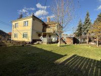 Eladó családi ház, Kókán 94.9 M Ft, 5 szobás