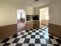 Eladó nyaraló, Siófokon 57.7 M Ft, 2 szobás