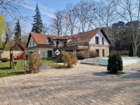 Eladó nyaraló, Balatonszemesen 420 M Ft, 16 szobás