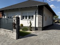Eladó családi ház, Abonyban 79.9 M Ft, 3 szobás