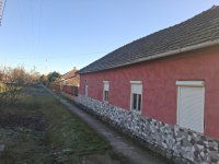 Eladó családi ház