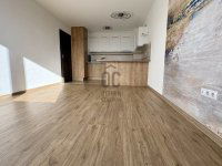 Eladó téglalakás, XIV. kerületben 168 M Ft, 4 szobás