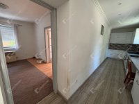 Eladó családi ház, Nyáregyházán 60 M Ft, 3 szobás