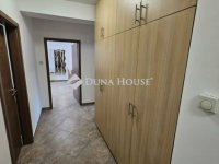Kiadó téglalakás, albérlet, Pécsett 250 E Ft / hó, 3 szobás