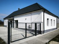 Eladó családi ház, Csényén 69.9 M Ft, 4 szobás