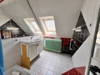 Eladó családi ház, Vácon 89.9 M Ft, 5 szobás