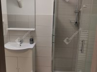 Kiadó családi ház, albérlet, Komáromban 3200 E Ft / hó