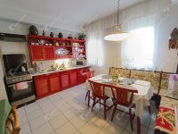 Eladó téglalakás, Sopronban 63.9 M Ft, 2 szobás