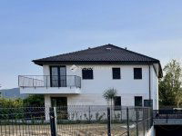 Eladó ikerház, III. kerületben 222.5 M Ft, 4 szobás