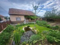 Eladó családi ház, Vecsésen 88 M Ft, 5 szobás