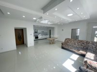 Kiadó családi ház, albérlet, Nyíregyházán 300 E Ft / hó